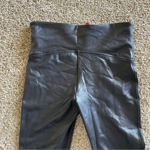 Spanx Faux Leather Leggings Women’s M Black Moto Shiny Textured Skinny 2437 - Picture 9 of 14
